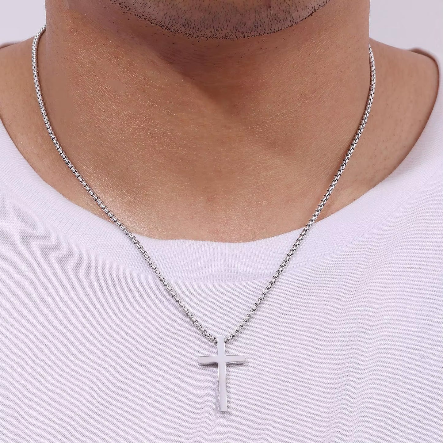 Shevalu 16-24 Inch Silver Cross Necklace Mens Cross Necklaces with 2.5Mm Cross Chain and Exquisite Stainless Steel Cross Pendant