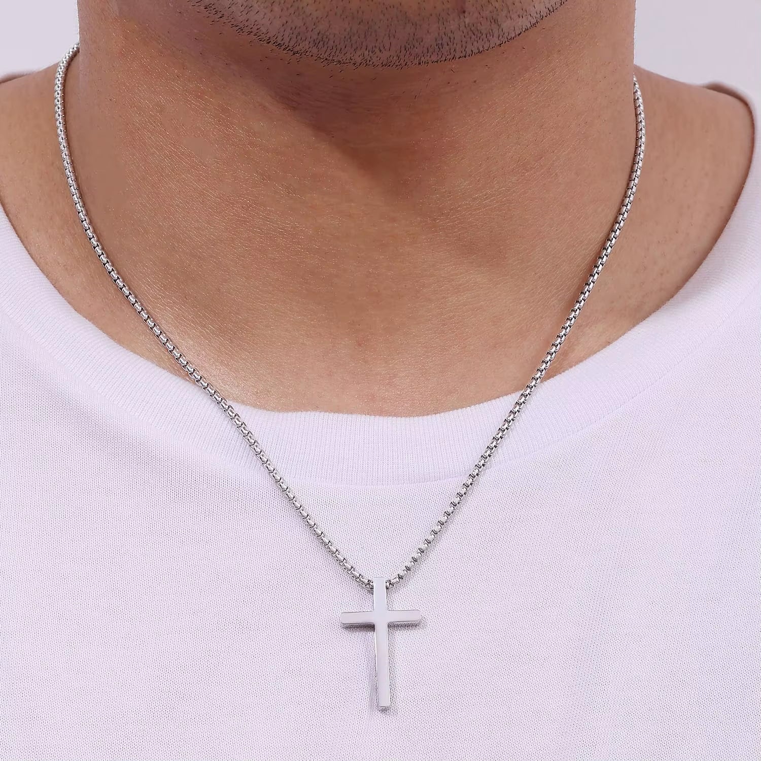 Shevalu 16-24 Inch Silver Cross Necklace Mens Cross Necklaces with 2.5Mm Cross Chain and Exquisite Stainless Steel Cross Pendant